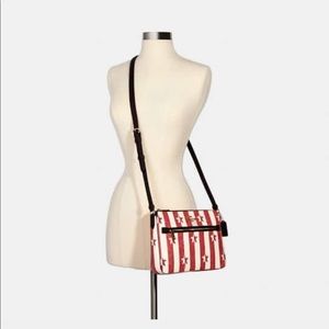 Coach Gallery File Bag With Stripe Star Print